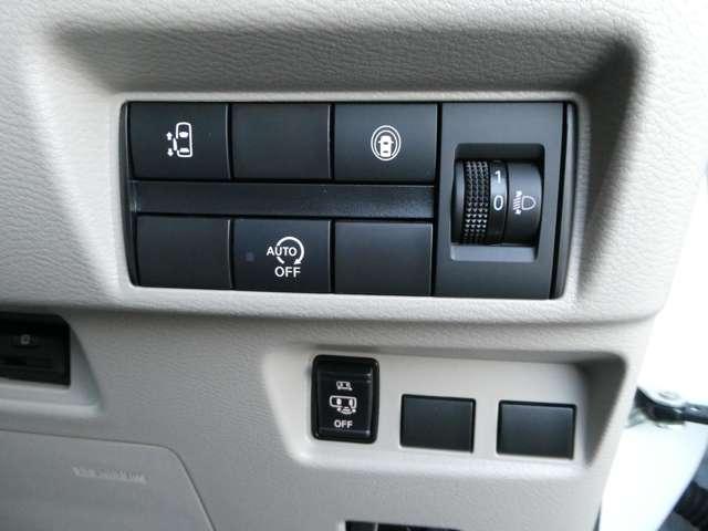 ルークス X ☆9インチナビ☆Bluetooth☆DVDビデオ再生☆アラウンドビューモニター☆左側ハンズフリーオートスライドドア ☆衝突被害軽減ブレーキ☆踏み間違い防止アシスト☆前方衝突予測警報☆オートライト☆(6枚目)