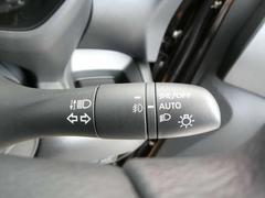 �����ȥ饤�ȥ����ƥबɸ����դ��Ƥ��ޤ������Ť�ͼ���������������ƻ��Τ��ɤ��䤹���ʤꡢ�ȥ�ͥ�ʤɤǤ⼫ư�������������򤷤Ƥ���ޤ��Τ������Ǥ��͡��� 7