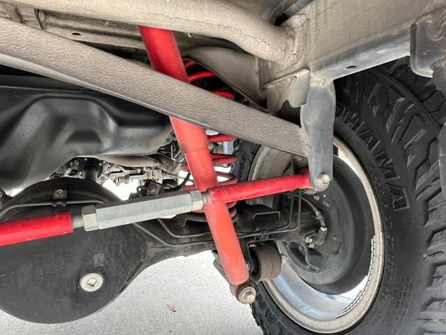 ジムニー クロスアドベンチャー　２インチアップサス・ジャダー対策整備車・６．５０Ｒ１６ＭＴタイヤ新品・ＴＡＣマフラー新品（18枚目）
