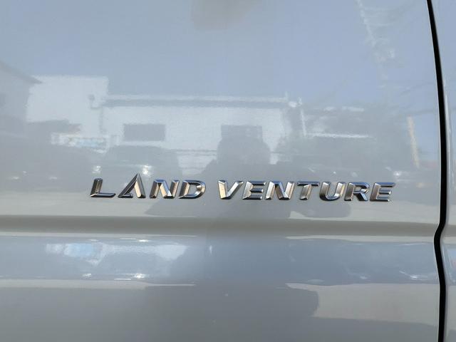 ジムニー ランドベンチャー 本革シート・Mナビ&フルセグTV・ジャダー対策整備済車(30枚目)