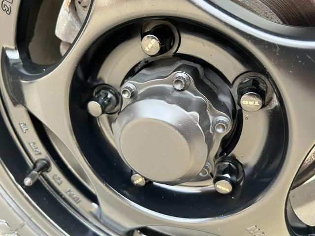 ジムニー ワイルドウインド　２インチリフトアップ・ジムケンタックコンプリート・６．５０Ｒ１６ＭＴタイヤ装着（22枚目）