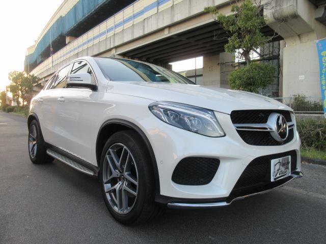 ＧＬＥ３５０ｄ　４マチック　クーペスポーツ　ワンオーナーサンルーフ純正ナビ３６０度カメラ　レザーシート(3枚目)