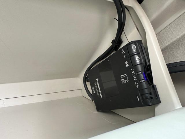 シエンタ Ｇ　ワンオーナー車　フルセグナビバックカメラ　両側電動スライドドア（25枚目）
