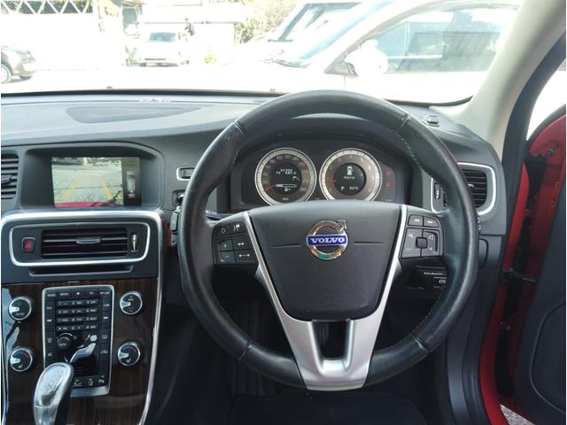 Ｖ６０ Ｔ４　衝突軽減ブレーキ　レーンキープ　本革シート　純正ナビ　シートヒーター　パワーシート　バックカメラ　ドライブレコーダー　ルーフレール　　ＢＬＩＳ（15枚目）