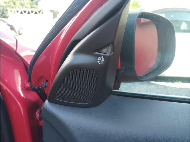 Ｖ６０ Ｔ４　衝突軽減ブレーキ　レーンキープ　本革シート　純正ナビ　シートヒーター　パワーシート　バックカメラ　ドライブレコーダー　ルーフレール　　ＢＬＩＳ（40枚目）