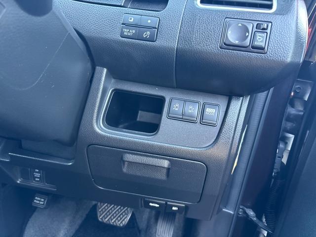 セレナ ハイウェイスター S-ハイブリッド Vセレクション 全国対応半年保証 両側電動スライドドア 後部席モニター フルセグTV ナビ バックカメラ ETC クローズコントロール(19枚目)