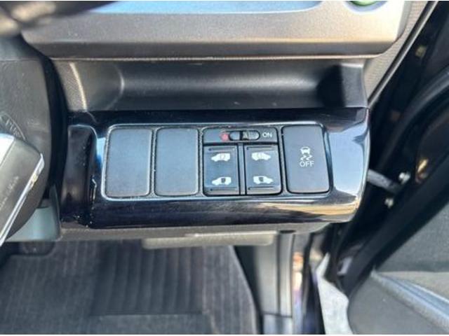 ステップワゴンスパーダ Z 両側電動スライドドア フルセグTV 後部席モニター ナビ バックカメラ ETC(23枚目)