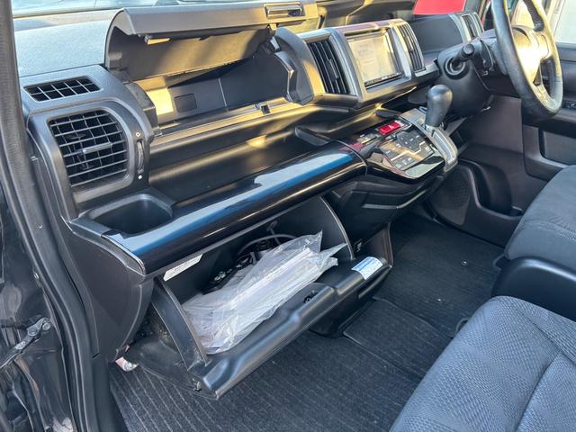 ステップワゴンスパーダ Z 両側電動スライドドア フルセグTV 後部席モニター ナビ バックカメラ ETC(42枚目)