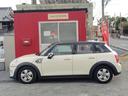 ＭＩＮＩ クーパー　ナビ　バックカメラ　ＥＴＣ　ドライブレコーダー　クローズコントロール　横滑り防止　ダブルエアコン（6枚目）