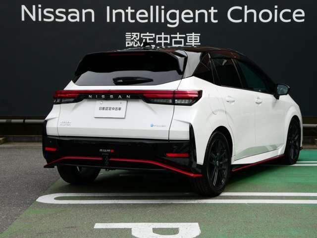 オーラ １．２　ＮＩＳＭＯ　衝突軽減ブレ－キ・アラウンドビュ－Ｍ　エマージェンシブレーキ　アラウンドビューカメラ　スマートキー＆プッシュスタート　寒冷地　ワンオーナー　ＥＴＣ　ドラレコ　車線逸脱　ワンセグ　Ｂカメラ　運転席エアバッグ　ＡＢＳ　ナビＴＶ　キーフリー（2枚目）