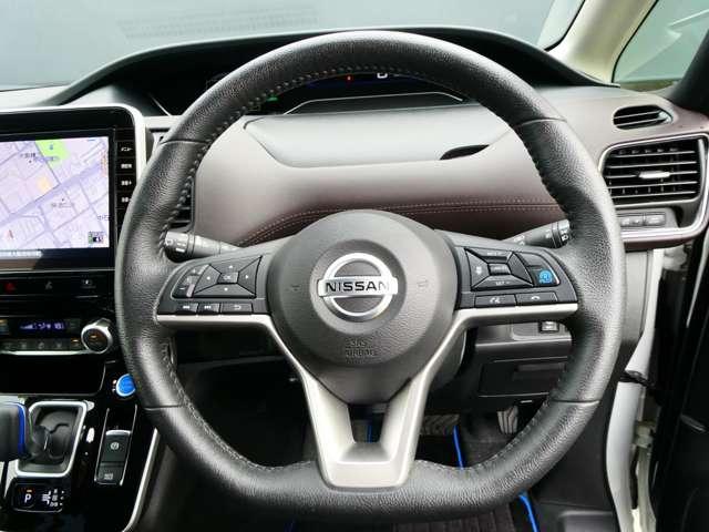 セレナ １．２　ｅ－ＰＯＷＥＲ　ハイウェイスター　Ｇ　３６０度カメラ　衝突軽減ブレーキ　両側パワースライドドア　ＬＤＰ　ＬＥＤヘッドライト　インテリジェントキー　ドライブレコーダー　ＥＴＣ　レーダークルコン　オートエアコン　ワンセグＴＶ　バックカメラ（10枚目）