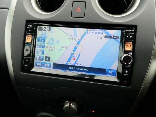 ノート １．２　Ｘ　ＥＴＣ搭載　スマトキー　セキュリティーアラーム　キーレス　運転席助手席エアバッグ　ナビＴＶ　ワンセグ　エアコン　パワーウィンドウ　パワーステアリング　ＡＢＳ　メモリーナビ　運転席エアバック（5枚目）