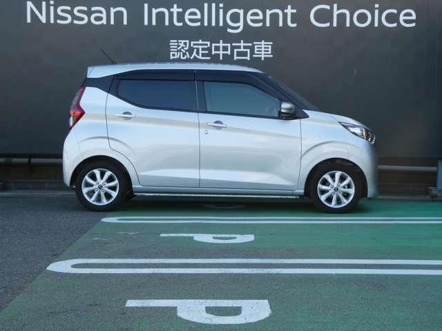 デイズ ６６０　Ｘ　衝突軽減ブレーキ　アラウンドビューモニタ　アラウンドＭ　踏み間違え防止　スマートキー　イモビライザー　バックカメラ　ＥＴＣ　レーンキープ　アイドリングストップ　ドライブレコーダー　キーレス　フルオートエアコン　ナビＴＶ　ＷＡＢ　ＰＳ　ＡＢＳ（3枚目）