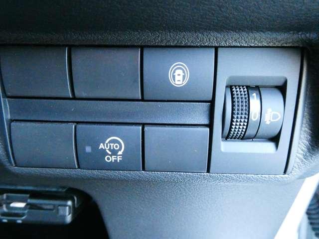 デイズ ６６０　Ｘ　衝突軽減ブレーキ　アラウンドビューモニタ　アラウンドＭ　踏み間違え防止　スマートキー　イモビライザー　バックカメラ　ＥＴＣ　レーンキープ　アイドリングストップ　ドライブレコーダー　キーレス　フルオートエアコン　ナビＴＶ　ＷＡＢ　ＰＳ　ＡＢＳ（10枚目）