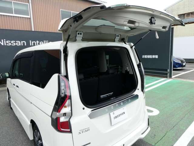 セレナ 2.0 ハイウェイスター V 衝突軽減ブレーキ サイドエアバッグ アラウンドビュ- 1オナ アルミ 衝突被害軽減 LDP エアバッグ 両側オートスライドドア LEDライト インテリジェントキー サイドカメラ メモリーナビ アイドリングストップ(40枚目)