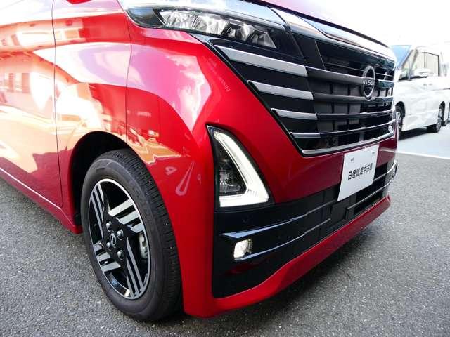 ルークス 660 ハイウェイスターX 衝突軽減ブレーキ アラウンドビューモニタ アイスト 衝突被害軽減ブレ-キ マルチビューカメラ 車線逸脱警報装置 ETC LED スマートキー パワーウィンドウ カーテンエアバック ドライブレコーダー ナビTV バックカメラ パワステ キーフリ(17枚目)
