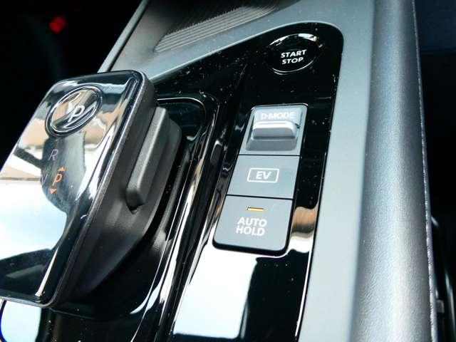 ノート １．２　Ｘ　衝突軽減ブレーキ　アラウンドビューモニタ　リアカメラ　衝突被害軽減ブレ－キ　全方位カメラ　ＥＴＣ付　ＬＥＤヘッドライト　レーンアシスト　インテリジェントキー　盗難防止システム　ワンセグＴＶ　ＴＶナビ　サイドカーテンエアバック　サイドカメラ（12枚目）