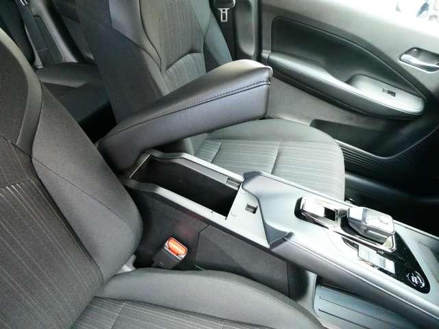 ノート １．２　Ｘ　衝突軽減ブレーキ　アラウンドビューモニタ　リアカメラ　衝突被害軽減ブレ－キ　全方位カメラ　ＥＴＣ付　ＬＥＤヘッドライト　レーンアシスト　インテリジェントキー　盗難防止システム　ワンセグＴＶ　ＴＶナビ　サイドカーテンエアバック　サイドカメラ（22枚目）