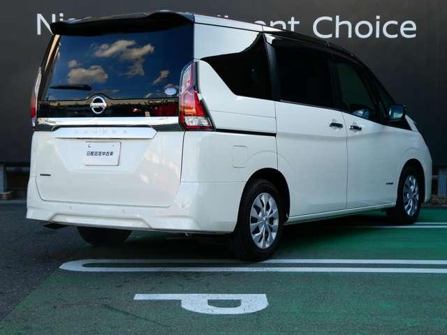 セレナ ２．０　ＸＶ　衝突軽減ブレーキ　ディーラーナビ　ＥＴＣ　オートクルーズ　ＥＴＣ車載器　レーンキープ　ワンオーナー車　インテリキー　バックカメラ　ドラレコ　パワーウインドウ　盗難防止システム　ナビＴＶ　エアコン　ＡＢＳ　エアバッグ　メモリーナビ　キーレス（2枚目）