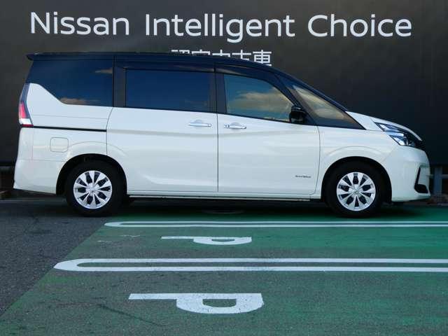 セレナ ２．０　ＸＶ　衝突軽減ブレーキ　ディーラーナビ　ＥＴＣ　オートクルーズ　ＥＴＣ車載器　レーンキープ　ワンオーナー車　インテリキー　バックカメラ　ドラレコ　パワーウインドウ　盗難防止システム　ナビＴＶ　エアコン　ＡＢＳ　エアバッグ　メモリーナビ　キーレス（3枚目）