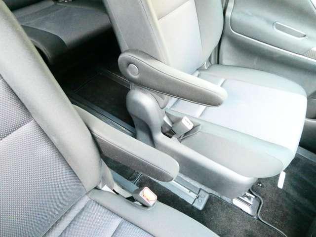 セレナ ２．０　ＸＶ　衝突軽減ブレーキ　ディーラーナビ　ＥＴＣ　オートクルーズ　ＥＴＣ車載器　レーンキープ　ワンオーナー車　インテリキー　バックカメラ　ドラレコ　パワーウインドウ　盗難防止システム　ナビＴＶ　エアコン　ＡＢＳ　エアバッグ　メモリーナビ　キーレス（27枚目）