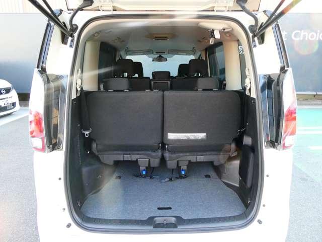 セレナ ２．０　ＸＶ　衝突軽減ブレーキ　ディーラーナビ　ＥＴＣ　オートクルーズ　ＥＴＣ車載器　レーンキープ　ワンオーナー車　インテリキー　バックカメラ　ドラレコ　パワーウインドウ　盗難防止システム　ナビＴＶ　エアコン　ＡＢＳ　エアバッグ　メモリーナビ　キーレス（38枚目）