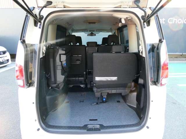 セレナ ２．０　ＸＶ　衝突軽減ブレーキ　ディーラーナビ　ＥＴＣ　オートクルーズ　ＥＴＣ車載器　レーンキープ　ワンオーナー車　インテリキー　バックカメラ　ドラレコ　パワーウインドウ　盗難防止システム　ナビＴＶ　エアコン　ＡＢＳ　エアバッグ　メモリーナビ　キーレス（40枚目）