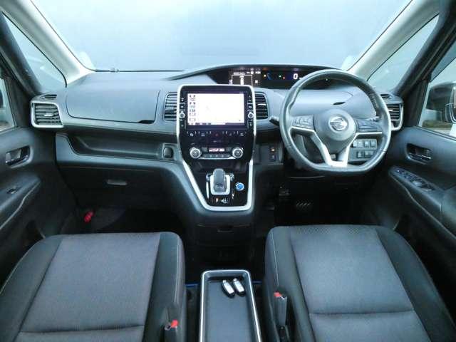 セレナ 1.2 e-POWER ハイウェイスター V 衝突軽減ブレーキ 360°カメラ エマジェンシーブレーキ 1オナ 寒冷地仕様 スマキー バックカメラ LED レーンアシスト クルコン ETC ドラレコ イモビ サイドカーテンエアバック フルオートエアコン エアバック(4枚目)