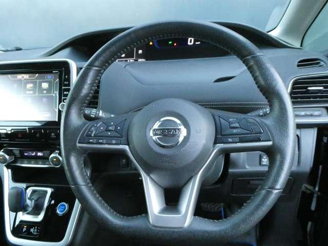 セレナ 1.2 e-POWER ハイウェイスター V 衝突軽減ブレーキ 360°カメラ エマジェンシーブレーキ 1オナ 寒冷地仕様 スマキー バックカメラ LED レーンアシスト クルコン ETC ドラレコ イモビ サイドカーテンエアバック フルオートエアコン エアバック(10枚目)