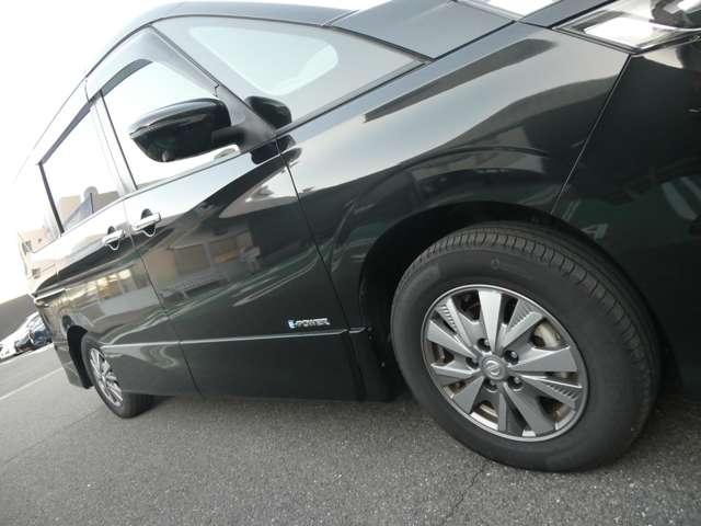 セレナ 1.2 e-POWER ハイウェイスター V 衝突軽減ブレーキ 360°カメラ エマジェンシーブレーキ 1オナ 寒冷地仕様 スマキー バックカメラ LED レーンアシスト クルコン ETC ドラレコ イモビ サイドカーテンエアバック フルオートエアコン エアバック(18枚目)