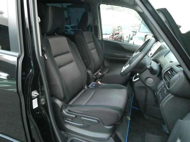 セレナ 1.2 e-POWER ハイウェイスター V 衝突軽減ブレーキ 360°カメラ エマジェンシーブレーキ 1オナ 寒冷地仕様 スマキー バックカメラ LED レーンアシスト クルコン ETC ドラレコ イモビ サイドカーテンエアバック フルオートエアコン エアバック(20枚目)