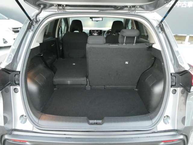 ノート 1.2 X 衝突軽減ブレーキ リアカメラ 衝突被害軽減ブレ-キ 全方位カメラ ETC付 アルミ LEDヘッドライト レーダークルーズ レーンアシスト インテリジェントキー ワンオーナー 盗難防止システム ワンセグTV TVナビ(29枚目)