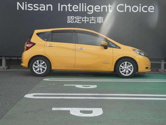 ノート 1.2 e-POWER X 衝突軽減ブレーキ 360°カメラ Rカメラ 運転席助手席エアバック レーンキープ AUTOエアコン 1オーナー 盗難防止システム ナビTV AW サイドカメラ 運転席エアバッグ キーレスエントリー LEDヘッド ABS(3枚目)