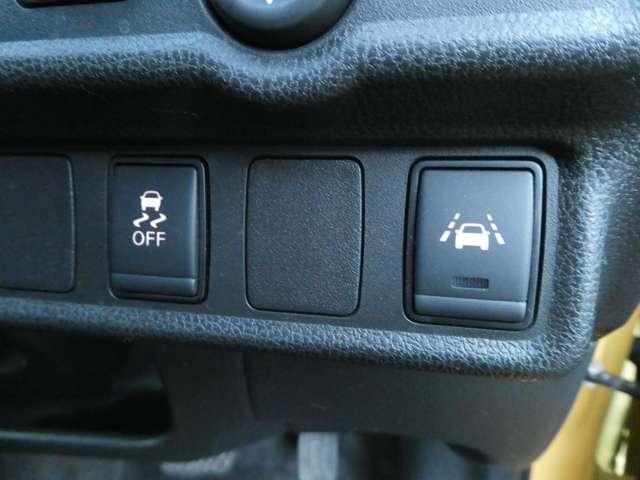 ノート 1.2 e-POWER X 衝突軽減ブレーキ 360°カメラ Rカメラ 運転席助手席エアバック レーンキープ AUTOエアコン 1オーナー 盗難防止システム ナビTV AW サイドカメラ 運転席エアバッグ キーレスエントリー LEDヘッド ABS(12枚目)