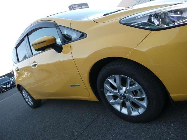 ノート 1.2 e-POWER X 衝突軽減ブレーキ 360°カメラ Rカメラ 運転席助手席エアバック レーンキープ AUTOエアコン 1オーナー 盗難防止システム ナビTV AW サイドカメラ 運転席エアバッグ キーレスエントリー LEDヘッド ABS(20枚目)