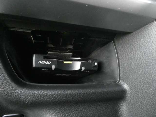 スペーシア ハイブリッド　Ｘ　衝突軽減ブレーキ　後方コーナーセンサー　デュアルセンサーブレーキＳ　両側パワードア　車線逸脱　スマートエントリー　ＥＴＣ車載器　ｉ－ｓｔｏｐ　フリーキー　ナビＴＶ　イモビライザー　ダブルエアバック　メモリーナビ　ＡＡＣ　運転席エアバッグ（11枚目）