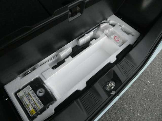 スペーシア ハイブリッド　Ｘ　衝突軽減ブレーキ　後方コーナーセンサー　デュアルセンサーブレーキＳ　両側パワードア　車線逸脱　スマートエントリー　ＥＴＣ車載器　ｉ－ｓｔｏｐ　フリーキー　ナビＴＶ　イモビライザー　ダブルエアバック　メモリーナビ　ＡＡＣ　運転席エアバッグ（28枚目）