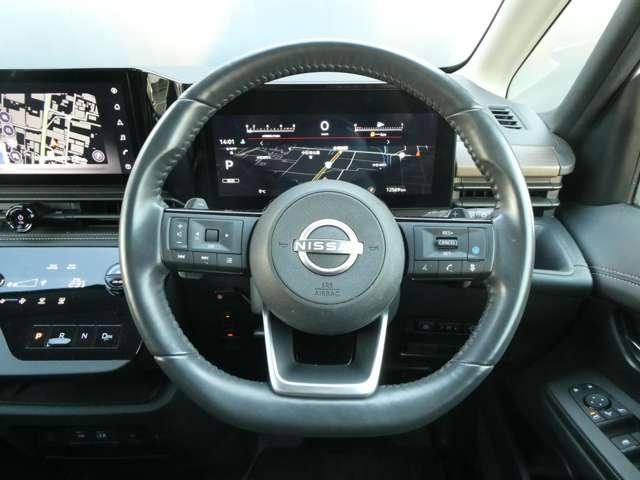 セレナ 2.0 ハイウェイスターV 衝突軽減ブレーキ W電動スライド レーダークルコン レーンアシスト LEDランプ ワンオーナー車 盗難防止システム ETC装備 カーテンエアバッグ アルミホイール キーフリー メモリ-ナビ ナビTV エアコン ドラレコ(10枚目)