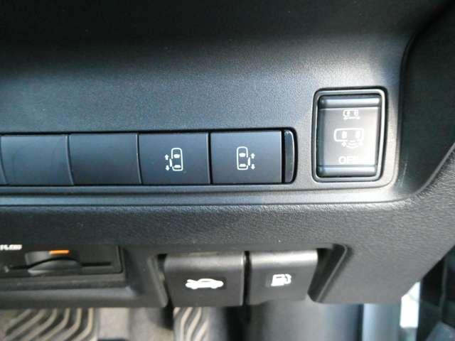 セレナ 2.0 ハイウェイスターV 衝突軽減ブレーキ W電動スライド レーダークルコン レーンアシスト LEDランプ ワンオーナー車 盗難防止システム ETC装備 カーテンエアバッグ アルミホイール キーフリー メモリ-ナビ ナビTV エアコン ドラレコ(17枚目)