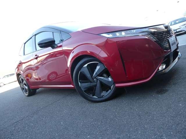 オーラ 1.2 G レザーエディション 衝突軽減ブレ-キ 追突防止 本革 車線逸脱警報装置 LED ドライブレコーダー 盗難防止 バックモニター ETC インテリジェントキー メモリーナビゲーション AW キーレスエントリー オートエアコン ABS ISS(24枚目)