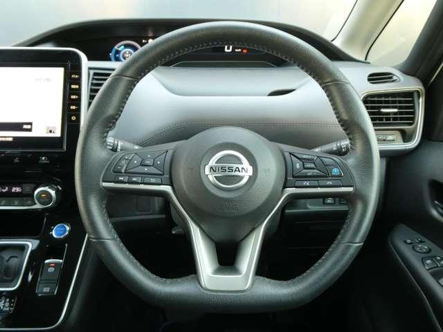 セレナ 1.2 e-POWER ハイウェイスターV 衝突軽減ブレーキ エマジェンシーブレーキ 1オナ スマキー バックカメラ LED レーンアシスト ETC Aストップ イモビ サイドカーテンエアバック フルオートエアコン アルミホイール エアバック メモリーナビ(9枚目)