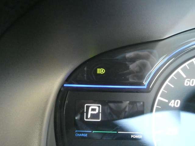 ノート 1.2 e-POWER X Vセレクション 衝突被害軽減B アラウンドカメラ ワンオ-ナ-車 運転席助手席エアバック エアバッグ 衝突被害軽減装置 イモビライザー LEDヘッドライト パワーウインドウ レーンアシスト ETC アルミホイール スマートキー(12枚目)