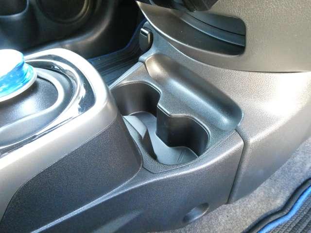 ノート 1.2 e-POWER X Vセレクション 衝突被害軽減B アラウンドカメラ ワンオ-ナ-車 運転席助手席エアバック エアバッグ 衝突被害軽減装置 イモビライザー LEDヘッドライト パワーウインドウ レーンアシスト ETC アルミホイール スマートキー(26枚目)