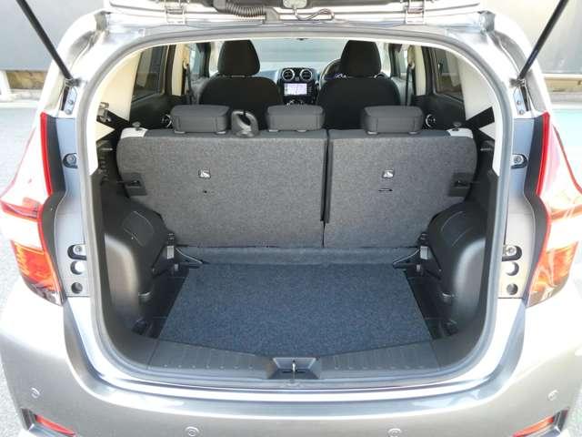 ノート 1.2 e-POWER X Vセレクション 衝突被害軽減B アラウンドカメラ ワンオ-ナ-車 運転席助手席エアバック エアバッグ 衝突被害軽減装置 イモビライザー LEDヘッドライト パワーウインドウ レーンアシスト ETC アルミホイール スマートキー(29枚目)