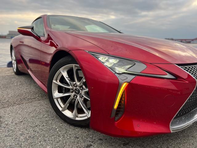 ＬＣ５００ｈ　Ｌパッケージ　バックカメラ　ナビ　ＴＶ　クリアランスソナー　オートクルーズコントロール　レーンアシスト　衝突被害軽減システム　ＣＶＴ　サンルーフ　オートライト　ＬＥＤヘッドランプ　スマートキー　アイドリングストップ(15枚目)