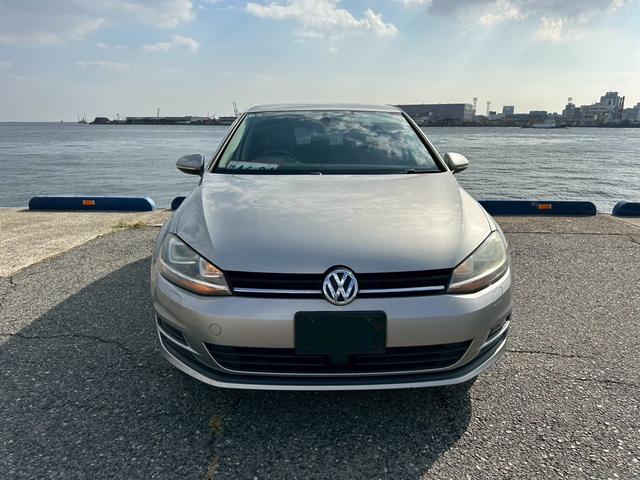 ゴルフ 　純正ナビ　ＴＶ　バックカメラ　純正アルミホイール　パドルシフト　アクティブクルーズコントロール　プリクラッシュセーフティーシステム（2枚目）