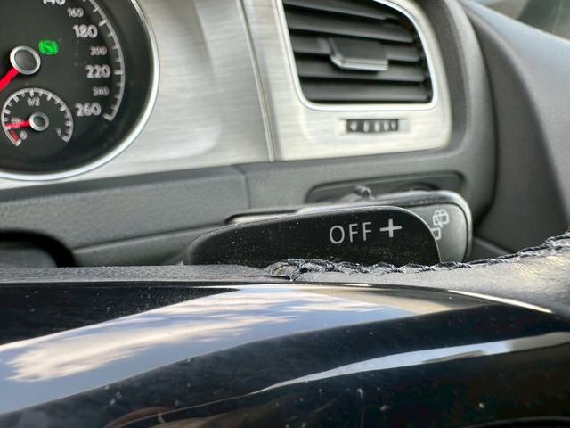 ゴルフ 　純正ナビ　ＴＶ　バックカメラ　純正アルミホイール　パドルシフト　アクティブクルーズコントロール　プリクラッシュセーフティーシステム（12枚目）