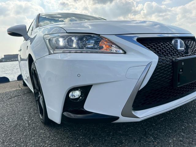 ＣＴ ＣＴ２００ｈ　ＦスポーツＸライン　レッドブラックハーフレザーシート　純正ナビ　ＴＶ　　Ｂｌｕｅｔｏｏｔｈ　　バックカメラ　純正アルミホイール（10枚目）