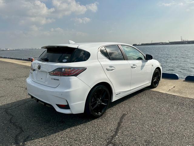 ＣＴ ＣＴ２００ｈ　ＦスポーツＸライン　レッドブラックハーフレザーシート　純正ナビ　ＴＶ　　Ｂｌｕｅｔｏｏｔｈ　　バックカメラ　純正アルミホイール（32枚目）