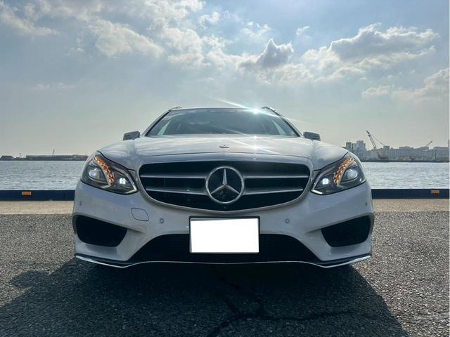 Ｅクラスステーションワゴン Ｅ２５０　ステーションワゴン　アバンギャルド　ハーフレザーシート　純正ナビ　バックカメラ　純正アルミホイール　ドラレコ　純正フロアマット（3枚目）